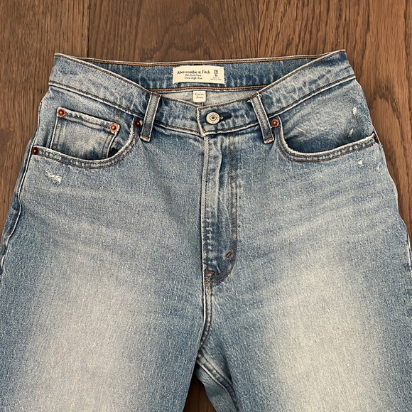 Abercrombie jeans - Picture 3 of 5
